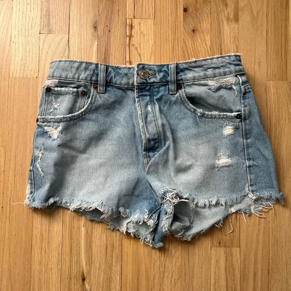 Zara | Distressed Denim Women's Shorts - Picture 1 of 3